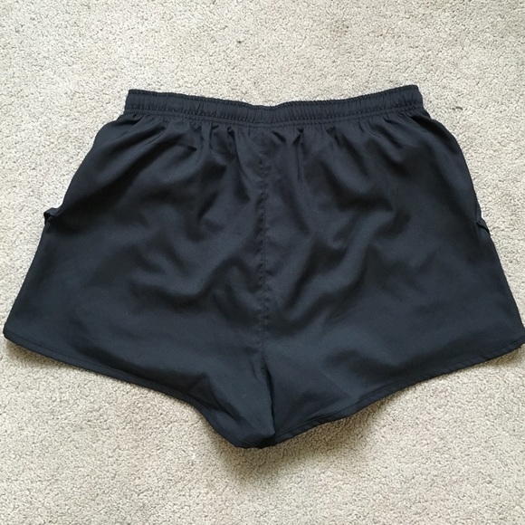 Nike Short Size Large - Picture 4 of 4